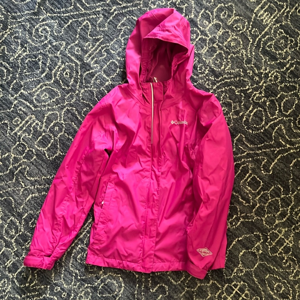 Columbia Omni-tech pink/fuschia windbreaker jacket